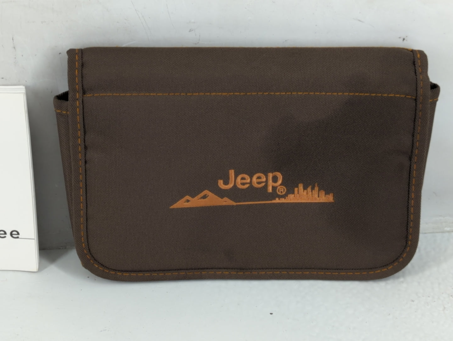 2018 Jeep Grand Cherokee Owners Manual Book Guide P/N:18WK-EIG-AA OEM Used Auto Parts - Oemusedautoparts1.com