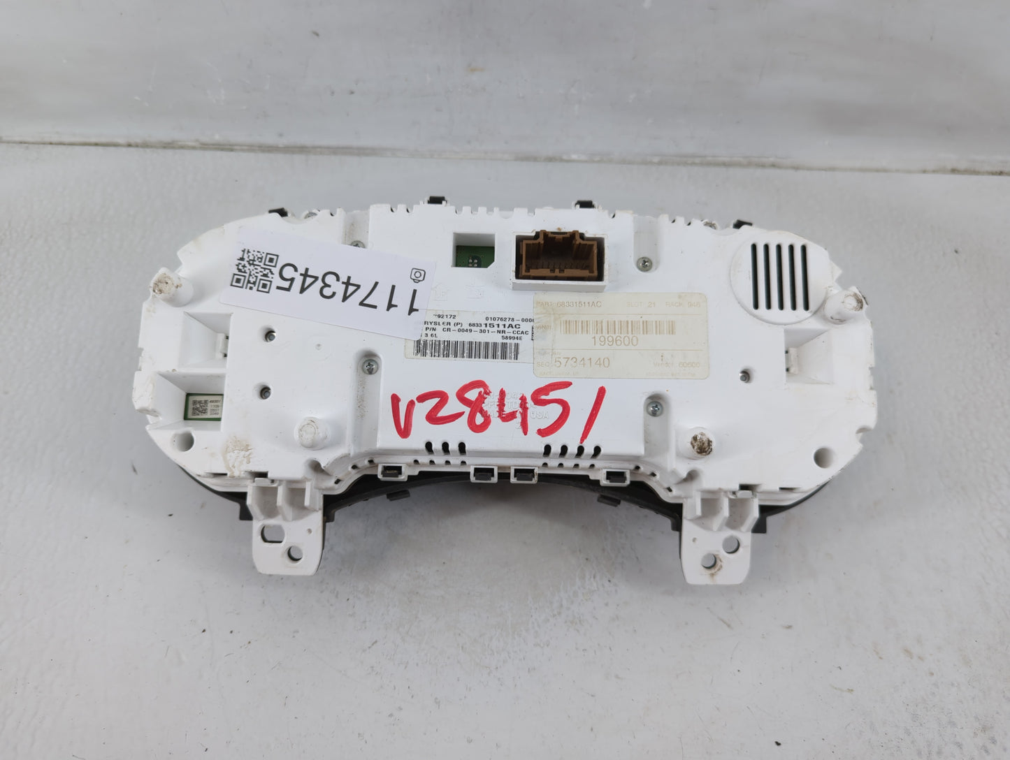 2018 Jeep Grand Cherokee Instrument Cluster Speedometer Gauges P/N:68331511AC Fits OEM Used Auto Parts - Oemusedautoparts1.c