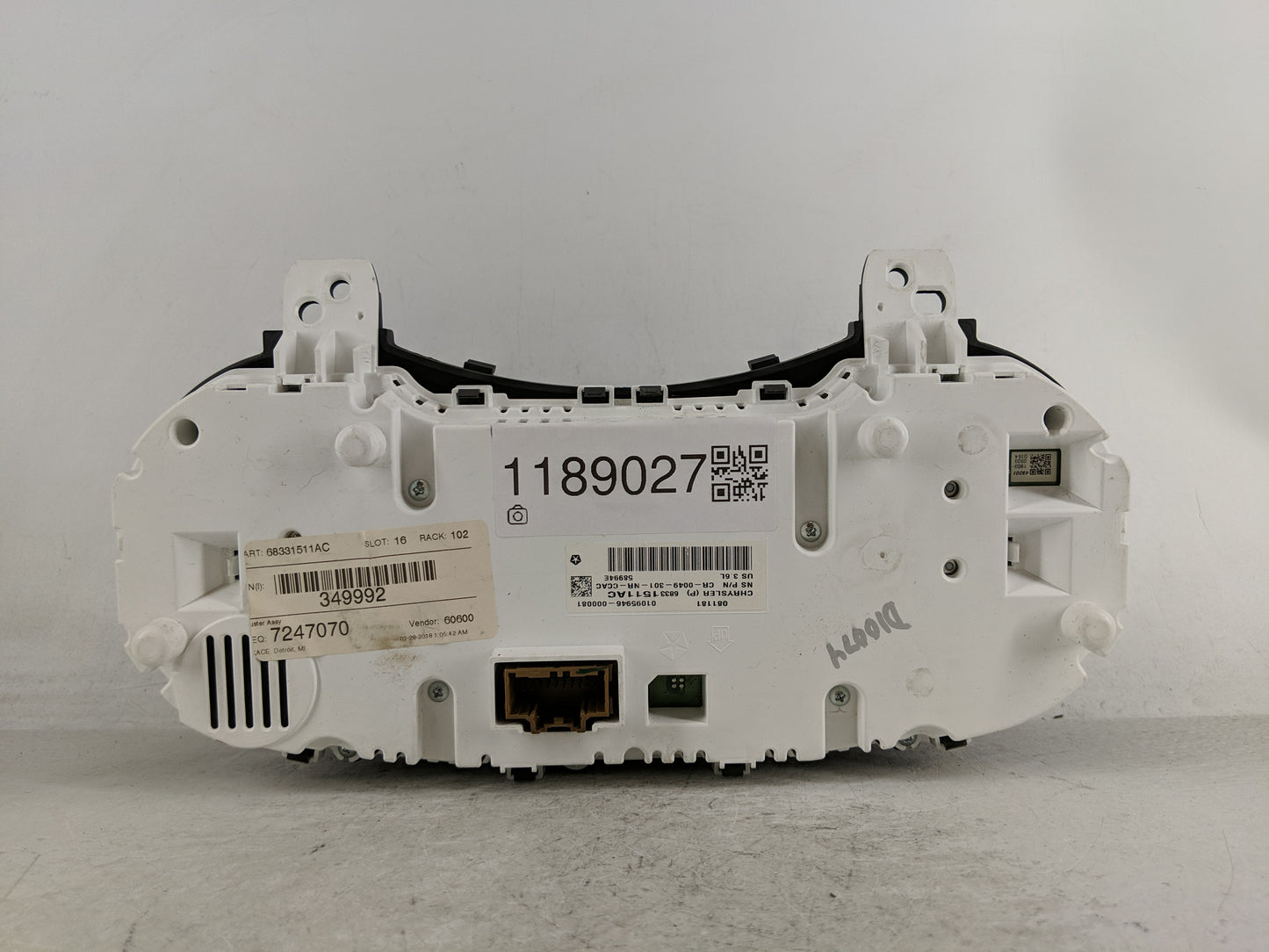 2018 Jeep Grand Cherokee Instrument Cluster Speedometer Gauges P/N:68331511AC Fits OEM Used Auto Parts - Oemusedautoparts1.c