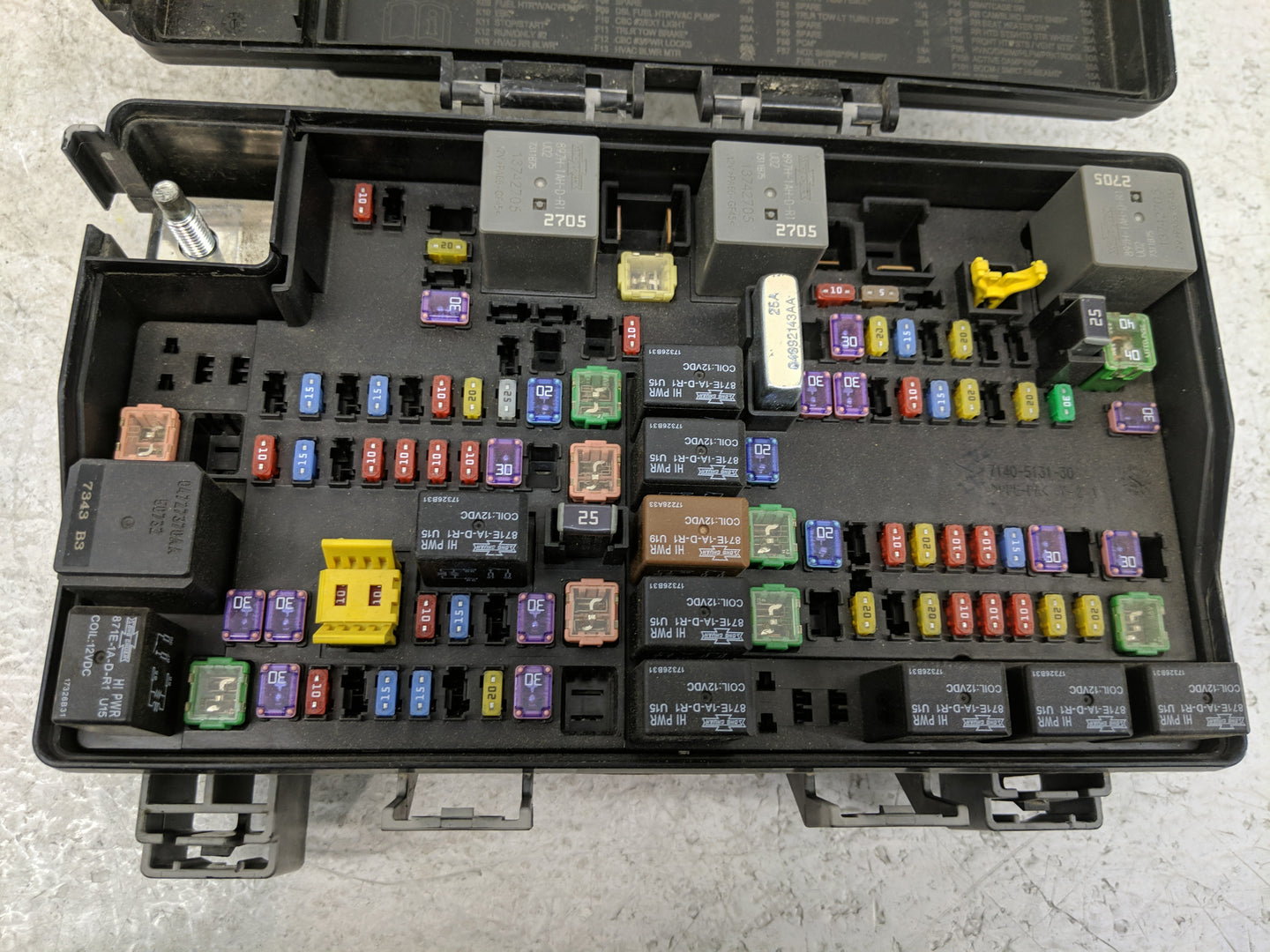 2018 Jeep Grand Cherokee Fusebox Fuse Box Panel Relay Module P/N:P68320918AC Fits OEM Used Auto Parts - Oemusedautoparts1.co