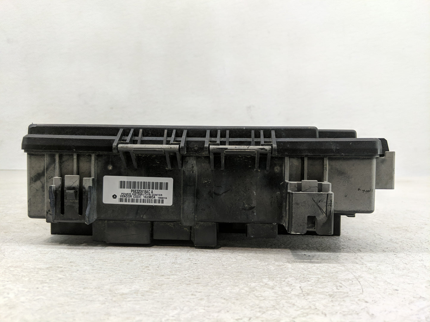2018 Jeep Grand Cherokee Fusebox Fuse Box Panel Relay Module P/N:P68320918AC Fits OEM Used Auto Parts - Oemusedautoparts1.co