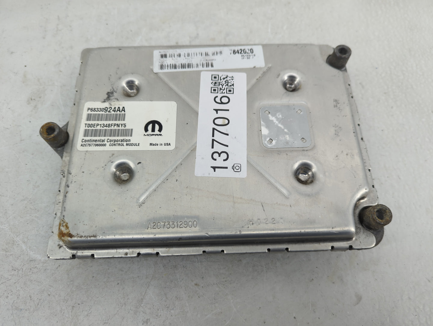 2018-2019 Jeep Grand Cherokee PCM Engine Control Computer ECU ECM PCU OEM P/N:P68330924AA Fits Fits 2018 2019 OEM Used Auto 