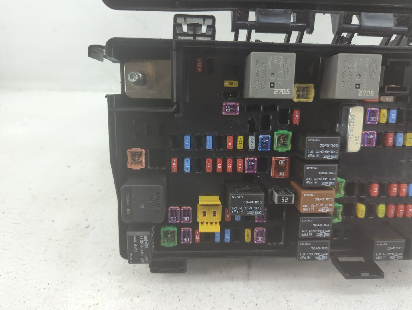 2018 Jeep Grand Cherokee Fusebox Fuse Box Panel Relay Module P/N:7140-1980 Fits OEM Used Auto Parts - Oemusedautoparts1.com