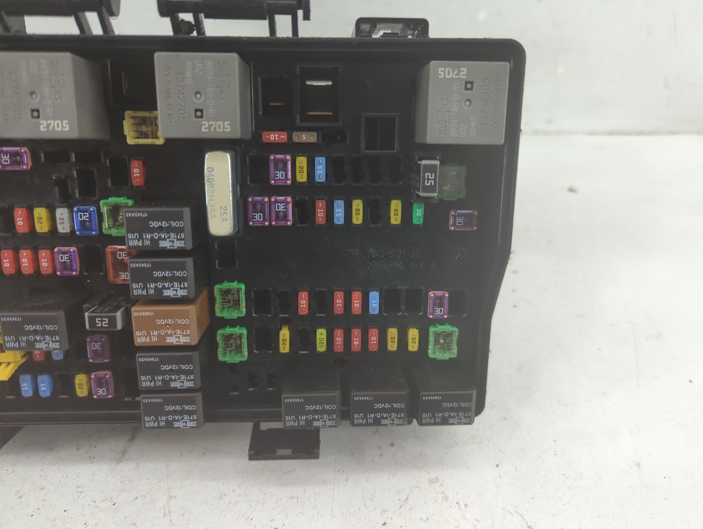 2018 Jeep Grand Cherokee Fusebox Fuse Box Panel Relay Module P/N:7140-1980 Fits OEM Used Auto Parts - Oemusedautoparts1.com