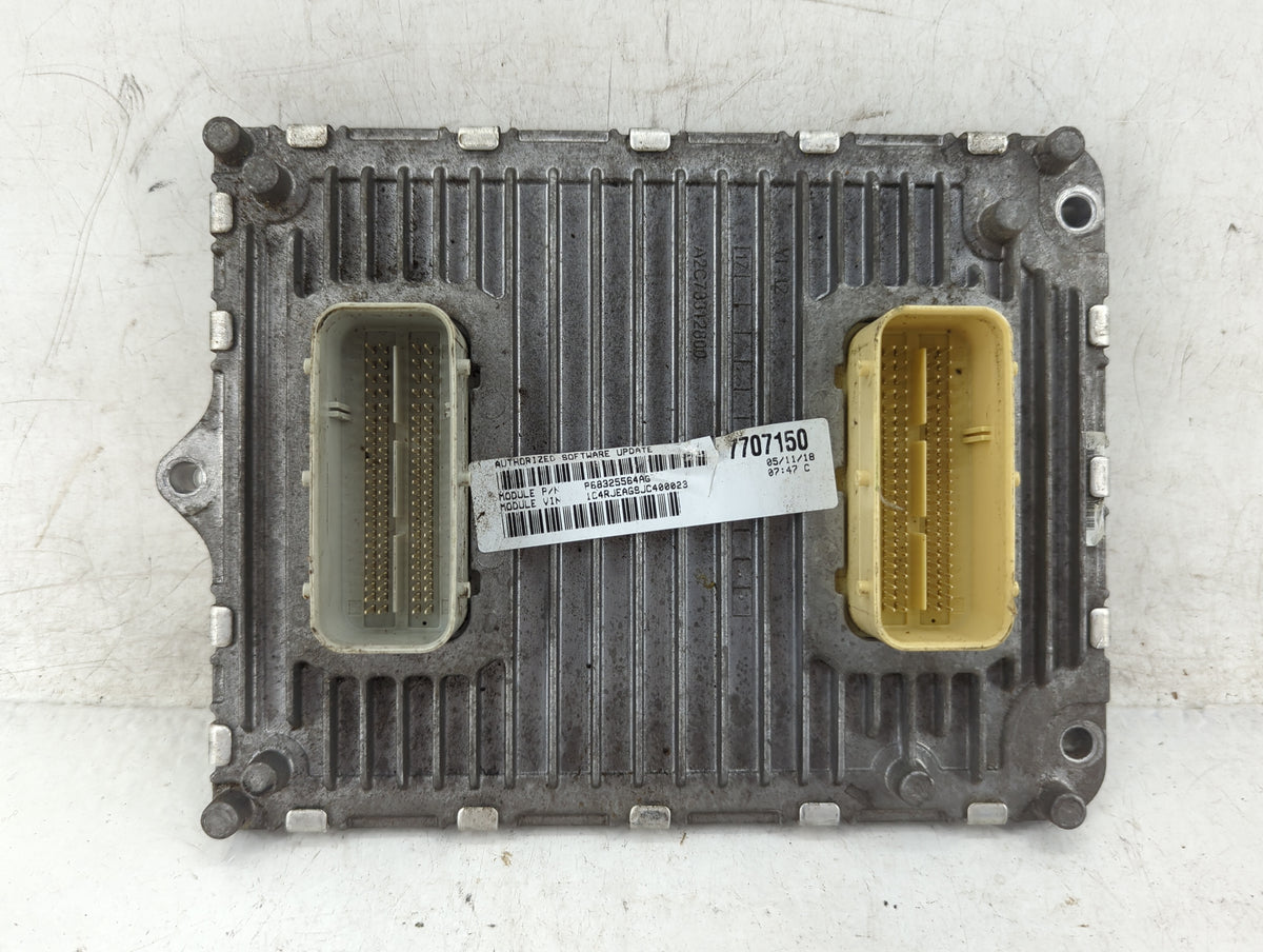 2018-2019 Jeep Grand Cherokee PCM Engine Control Computer ECU ECM PCU OEM P/N:P68330924AA Fits 2018 2019 OEM Used Auto Parts
