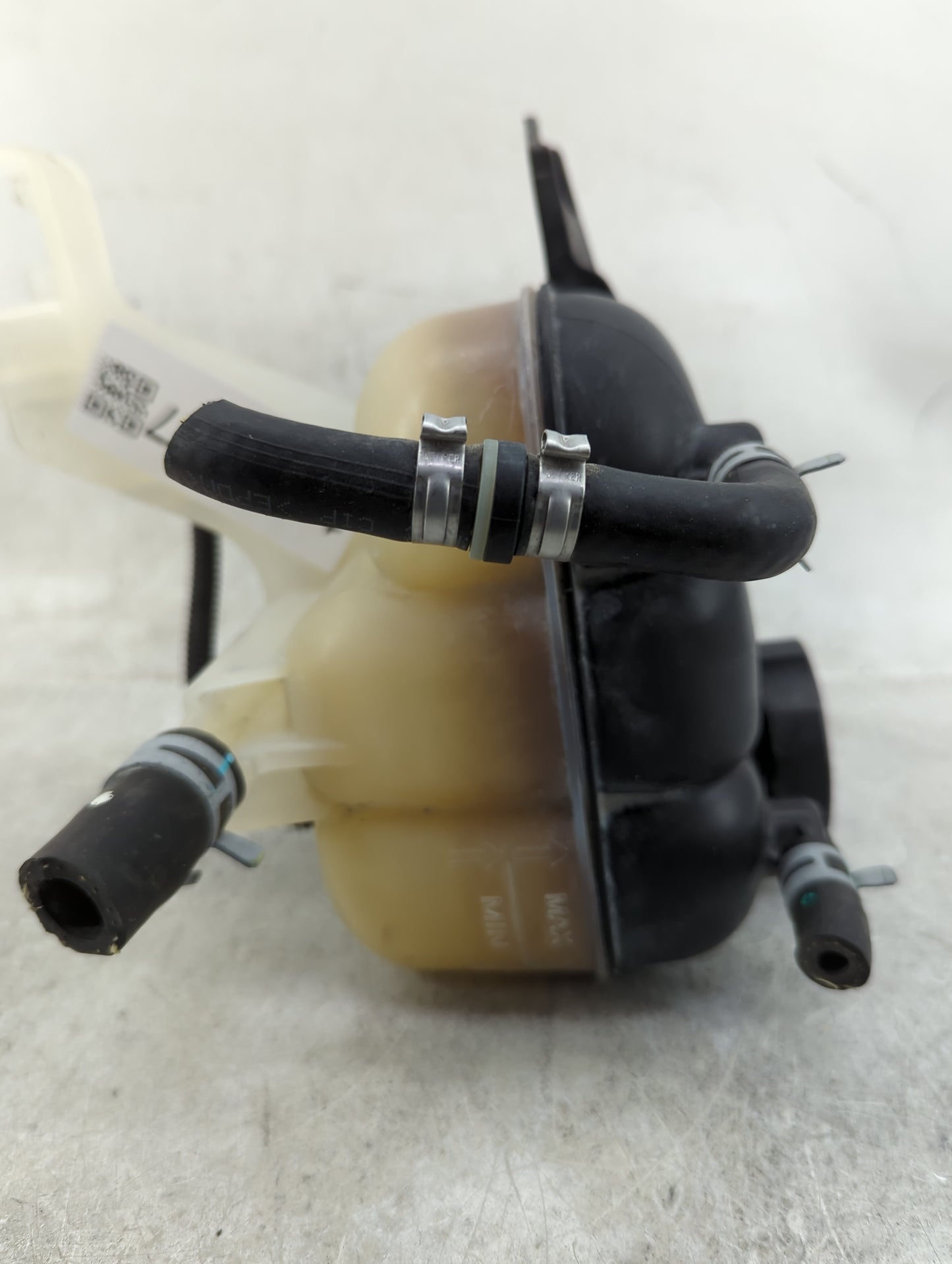 2016 Jeep Grand Cherokee Radiator Coolant Overflow Expansion Tank Bottle - Oemusedautoparts1.com