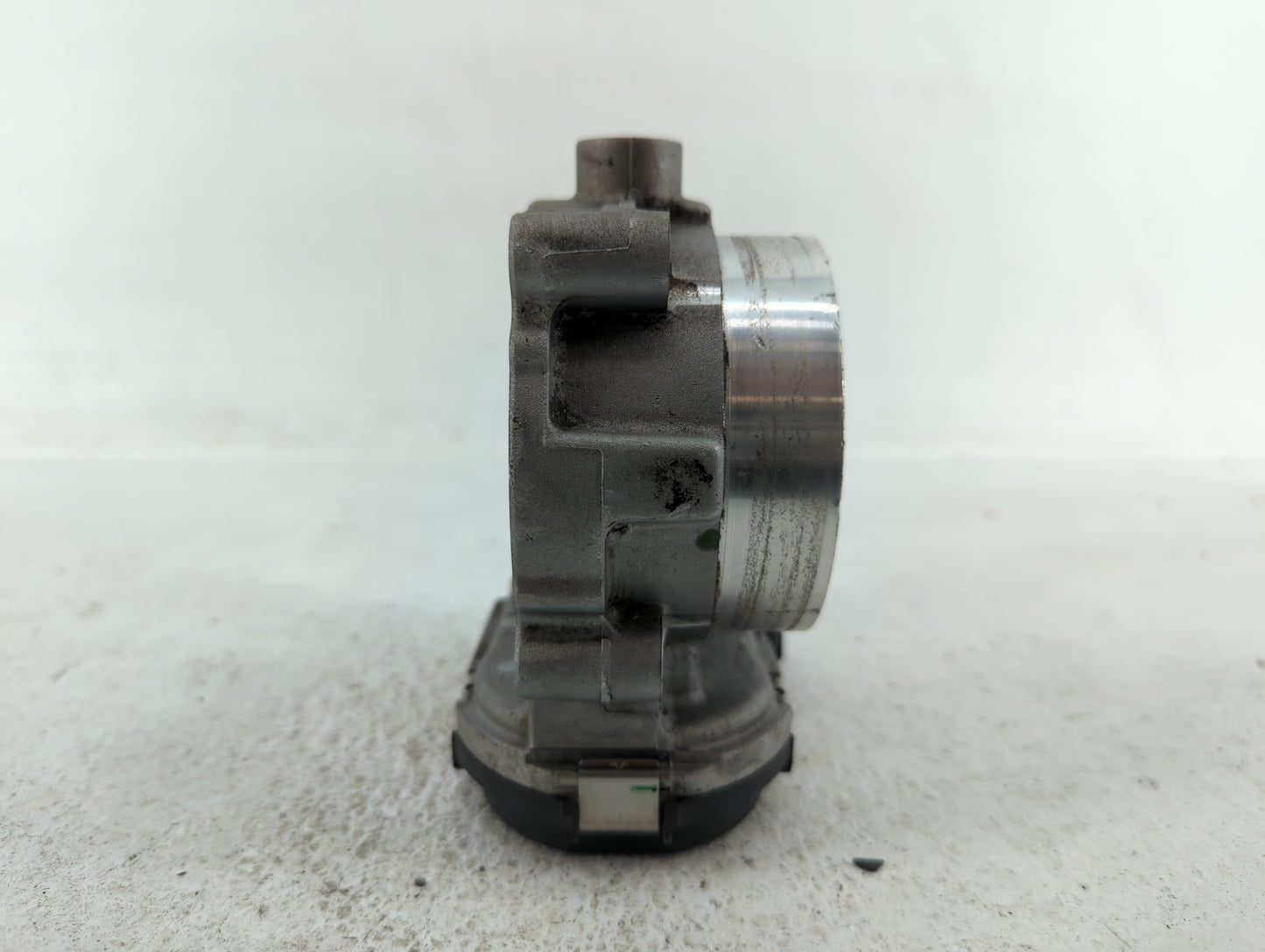 2011-2022 Jeep Grand Cherokee Throttle Body P/N:05184349AF 05184349AE Fits OEM Used Auto Parts - Oemusedautoparts1.com