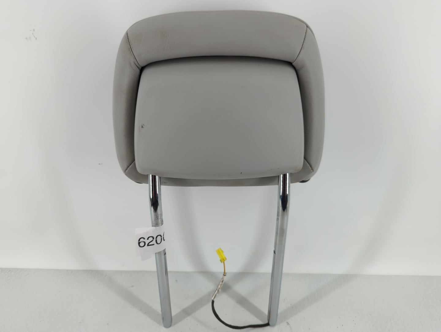 Jeep Grand Cherokee Headrest Head Rest Front Driver Passenger Seat - Oemusedautoparts1.com