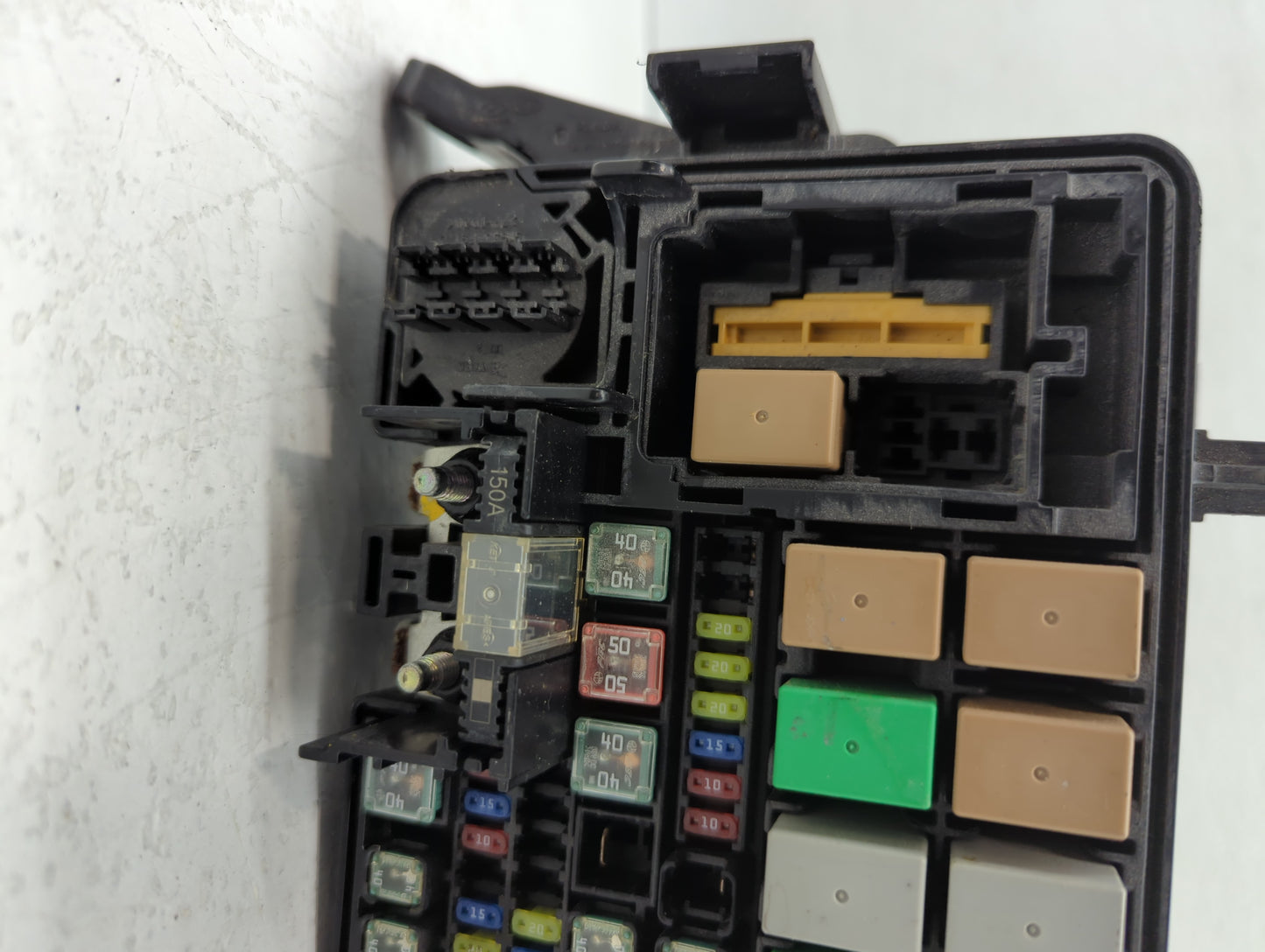 2018 Jeep Grand Cherokee Fusebox Fuse Box Panel Relay Module P/N:4223308099 M2514 2972, 91720-H9290-15 Fits OEM Used Auto Pa