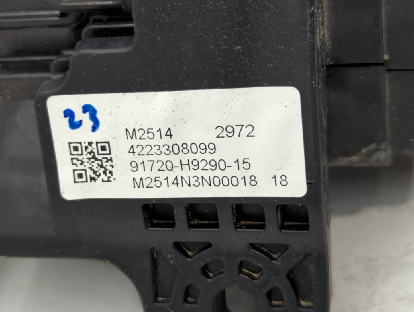 2018 Jeep Grand Cherokee Fusebox Fuse Box Panel Relay Module P/N:4223308099 M2514 2972, 91720-H9290-15 Fits OEM Used Auto Pa
