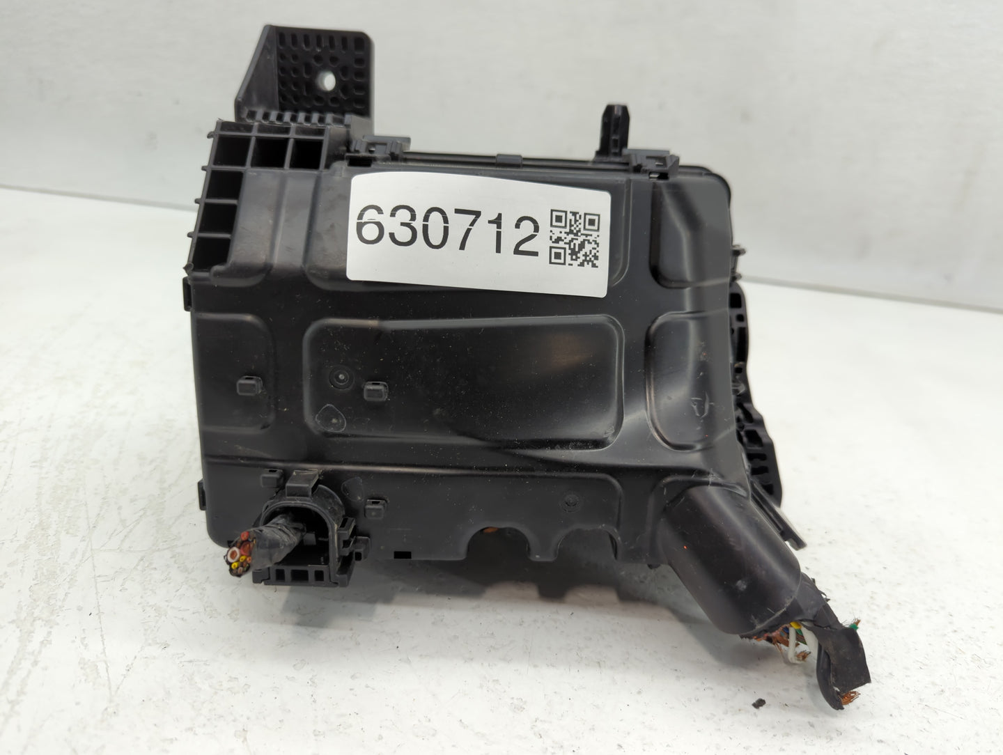 2018 Jeep Grand Cherokee Fusebox Fuse Box Panel Relay Module P/N:4223308099 M2514 2972, 91720-H9290-15 Fits OEM Used Auto Pa