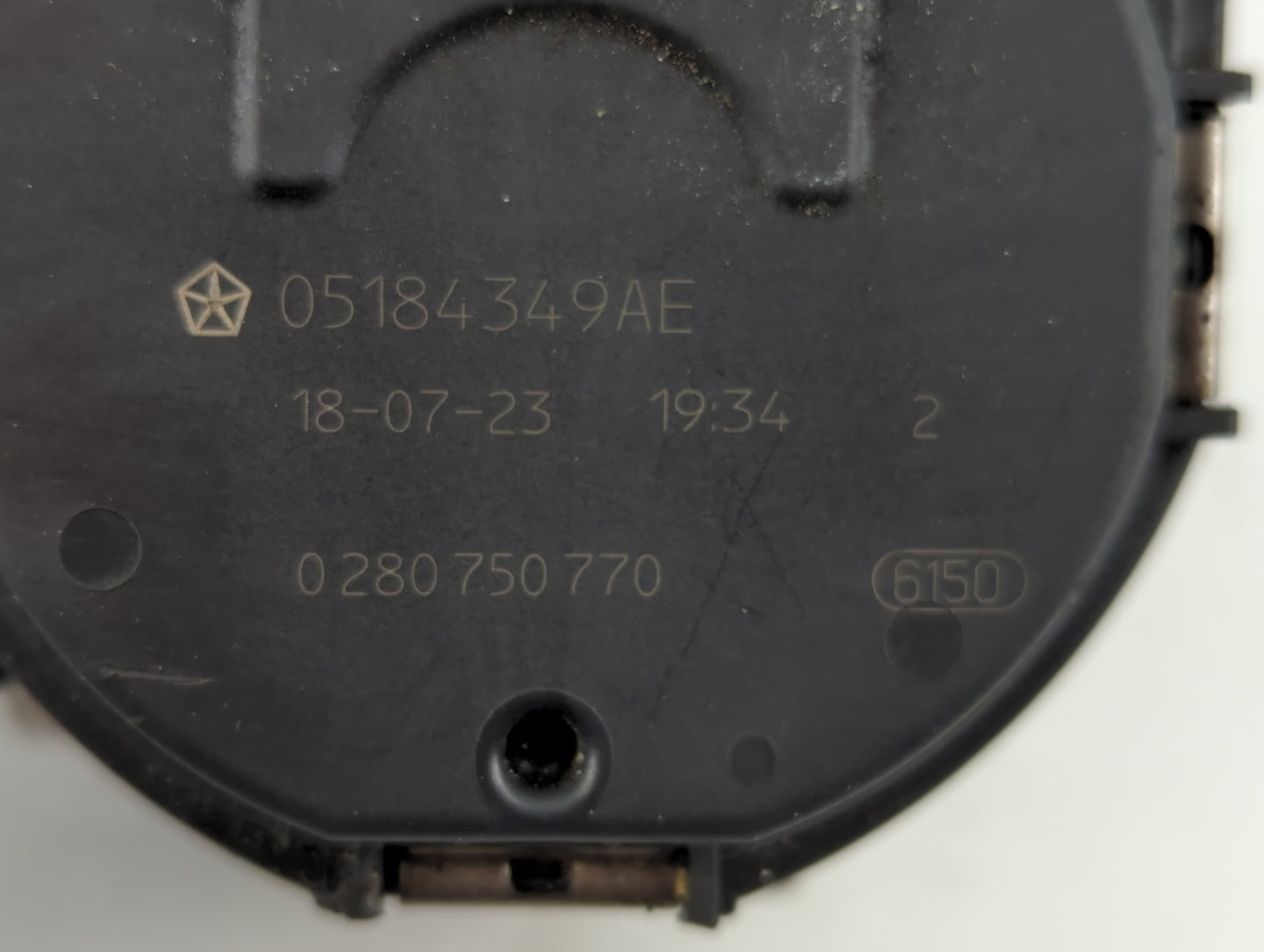 2011-2022 Jeep Grand Cherokee Throttle Body P/N:0 280 750 770 05184349AE Fits OEM Used Auto Parts - Oemusedautoparts1.com