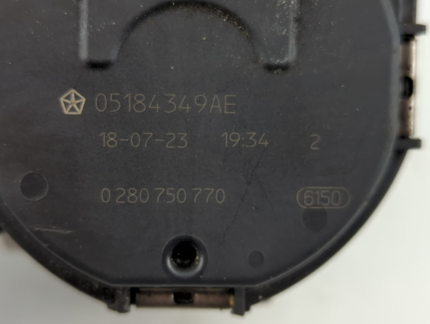 2011-2022 Jeep Grand Cherokee Throttle Body P/N:0 280 750 770 05184349AE Fits OEM Used Auto Parts - Oemusedautoparts1.com