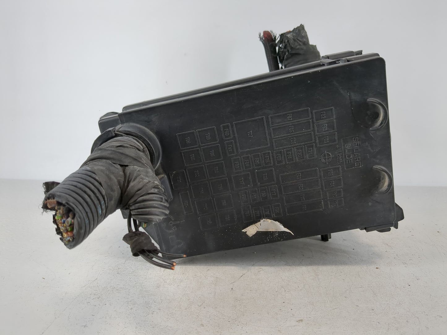 2015-2021 Jeep Renegade Fusebox Fuse Box Panel Relay Module P/N:52027004 Fits Fits 2015 2016 2017 2018 2019 2020 2021 OEM Us