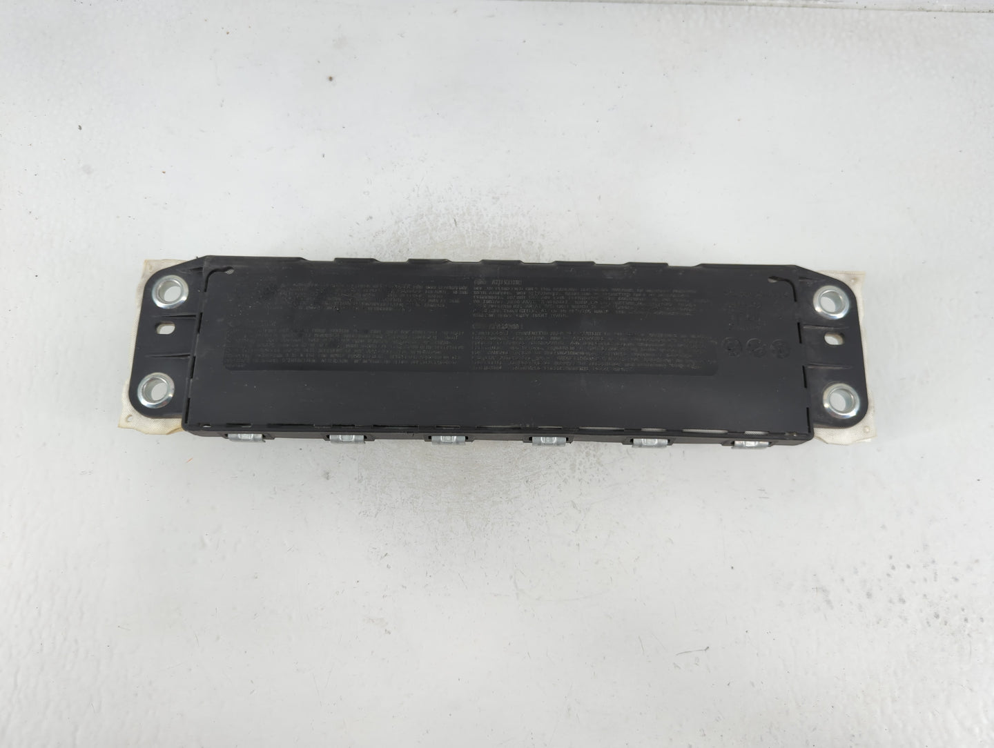 2015-2022 Jeep Renegade Air Bag Driver Left Knee OEM P/N:00520587350 Fits Fits 2015 2016 2017 2018 2019 2020 2021 2022 OEM U