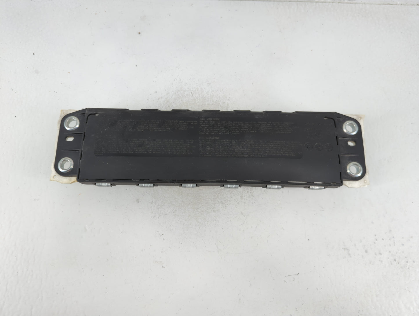 2015-2022 Jeep Renegade Air Bag Driver Left Knee OEM P/N:00520587350 Fits Fits 2015 2016 2017 2018 2019 2020 2021 2022 OEM U
