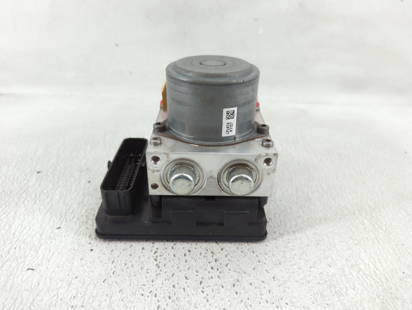 2018-2019 Jeep Renegade ABS Pump Control Module Replacement P/N:52080677 Fits Fits 2018 2019 OEM Used Auto Parts - Oemusedau
