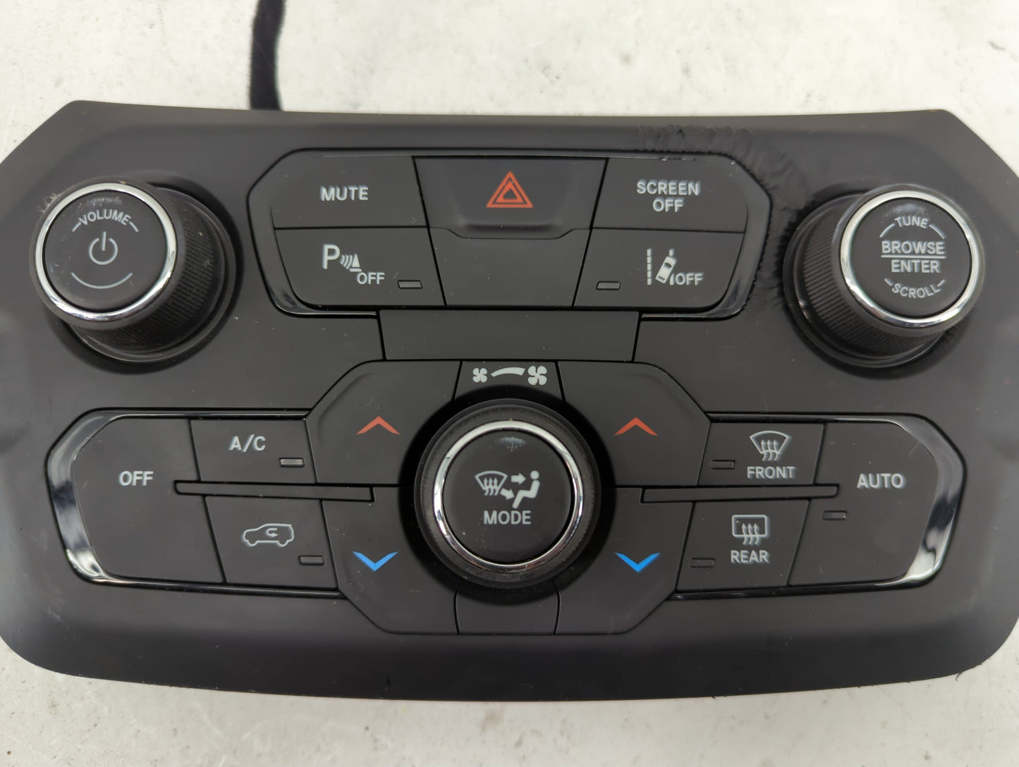 2018-2020 Jeep Renegade Climate Control Module Temperature AC/Heater Replacement Fits Fits 2018 2019 2020 OEM Used Auto Part