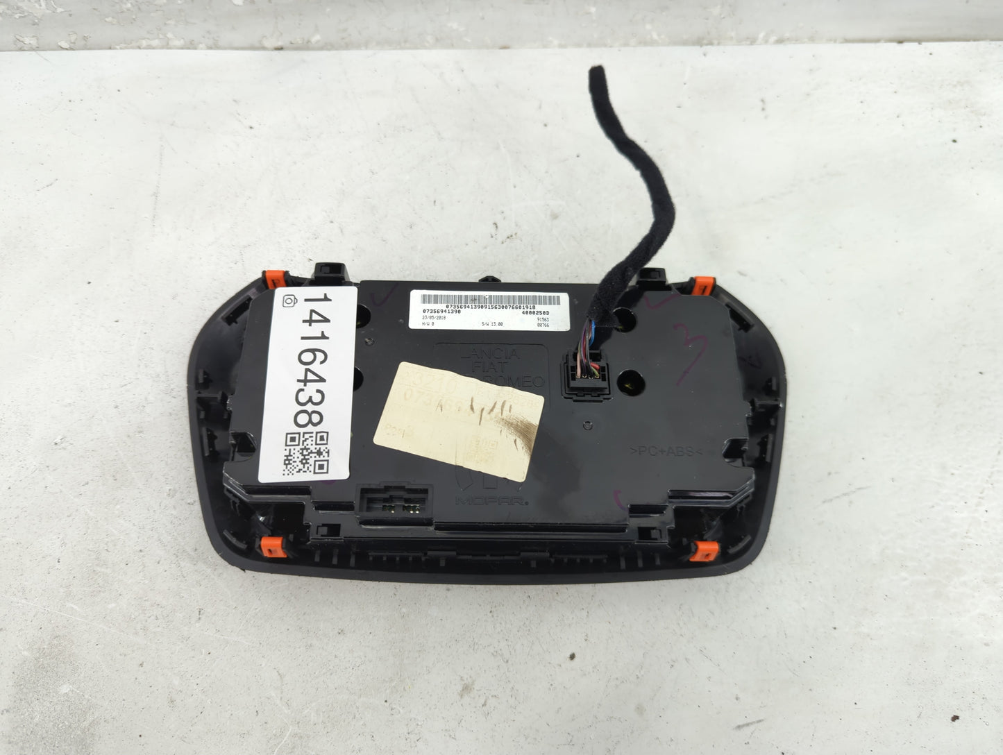 2018-2020 Jeep Renegade Climate Control Module Temperature AC/Heater Replacement Fits Fits 2018 2019 2020 OEM Used Auto Part
