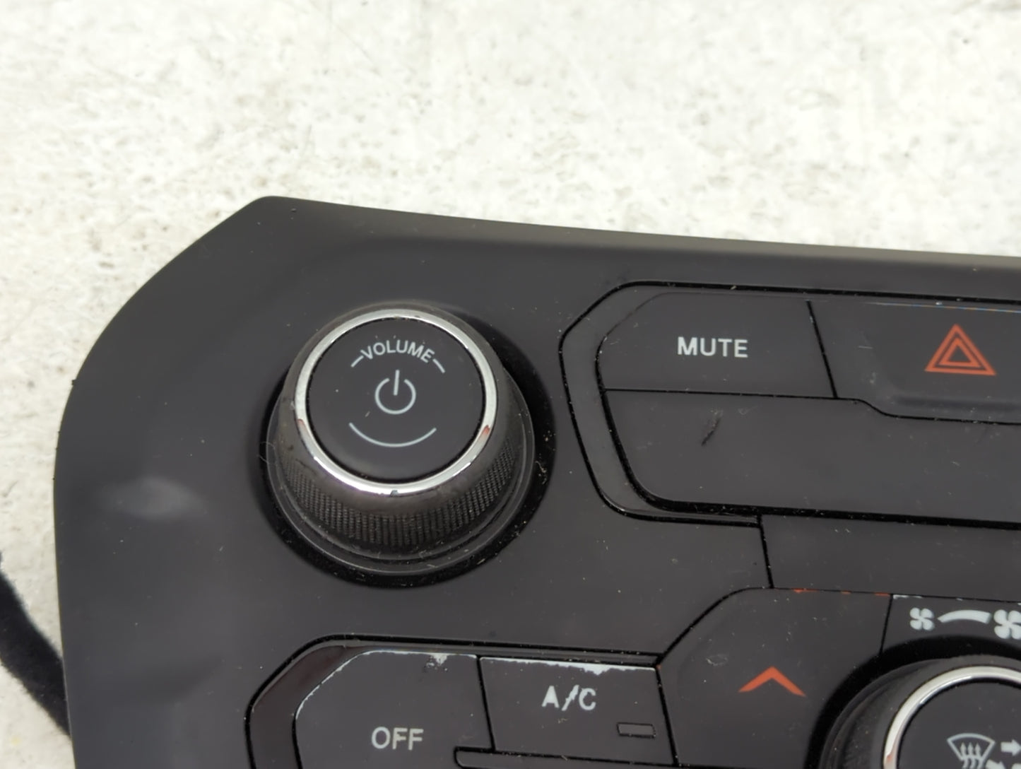 2018-2020 Jeep Renegade Climate Control Module Temperature AC/Heater Replacement P/N:07356660410 Fits Fits 2018 2019 2020 OE