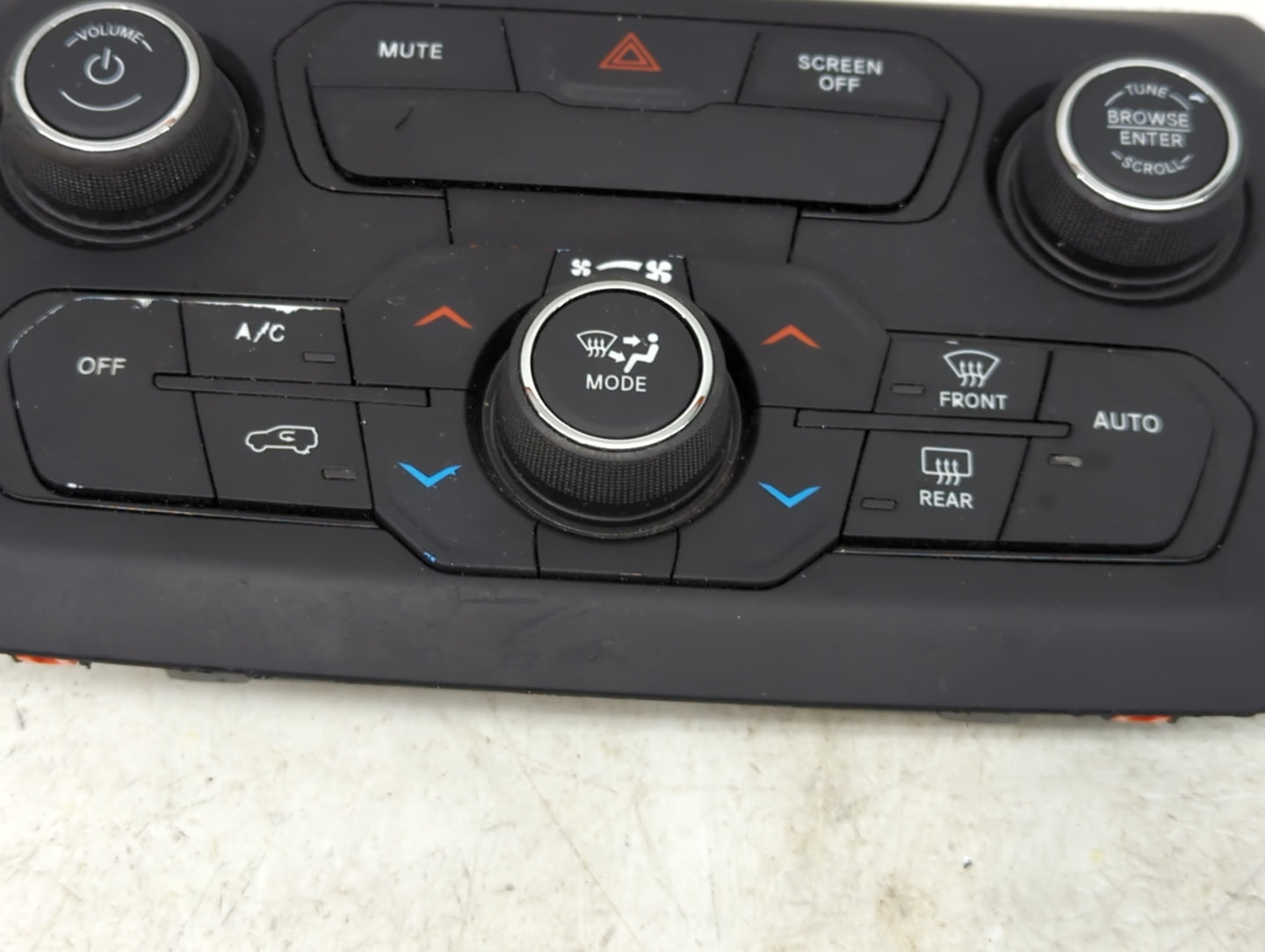 2018-2020 Jeep Renegade Climate Control Module Temperature AC/Heater Replacement P/N:07356660410 Fits Fits 2018 2019 2020 OE