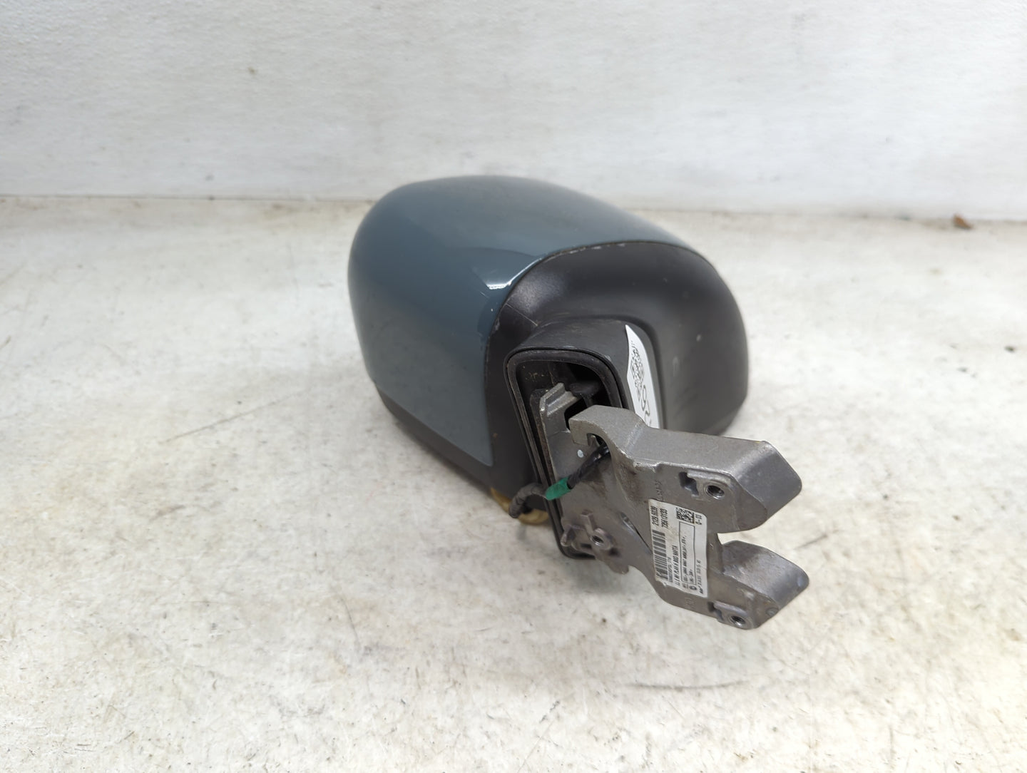 2018 Jeep Renegade Driver Side View Mirror - Left Door Mirror OEM Used - Oemusedautoparts1.com