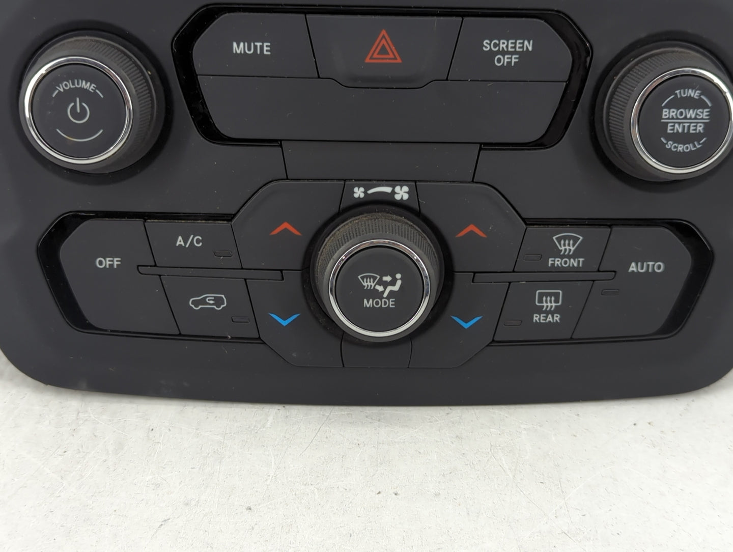 2018-2020 Jeep Renegade Climate Control Module Temperature AC/Heater Replacement P/N:07356660410 4000244D Fits Fits 2018 201