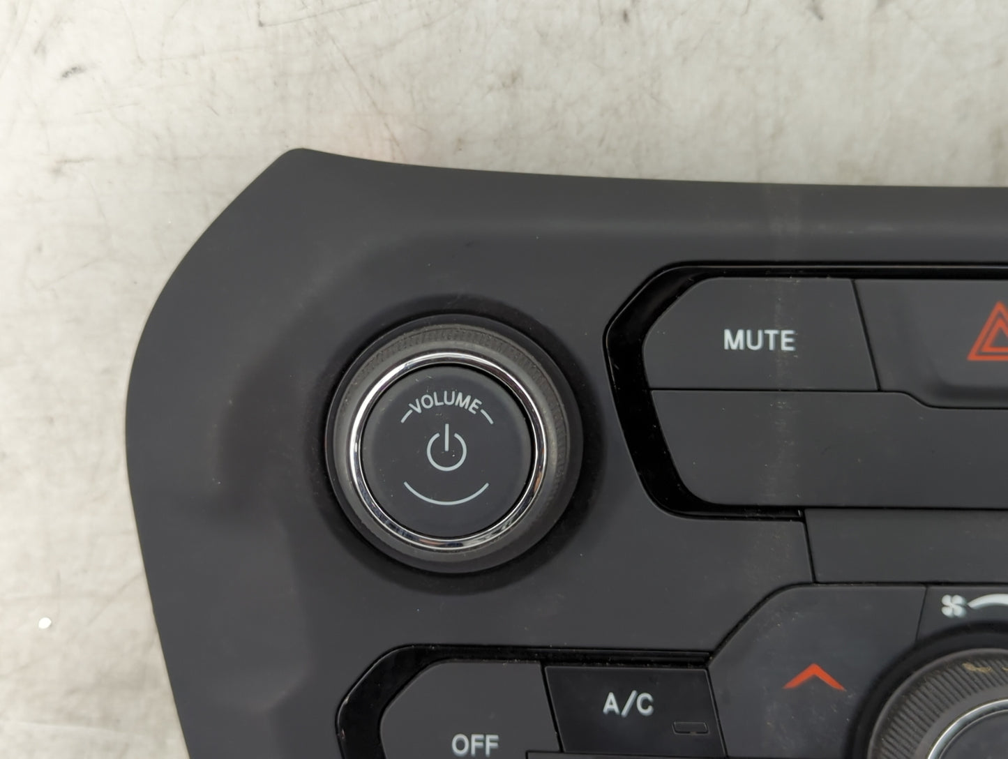 2018-2020 Jeep Renegade Climate Control Module Temperature AC/Heater Replacement P/N:07356660410 4000244D Fits Fits 2018 201