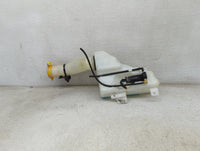 2015-2018 Jeep Renegade Windshield Washer Fluid Reservoir Bottle Oem 1473995 - Oemusedautoparts1.com