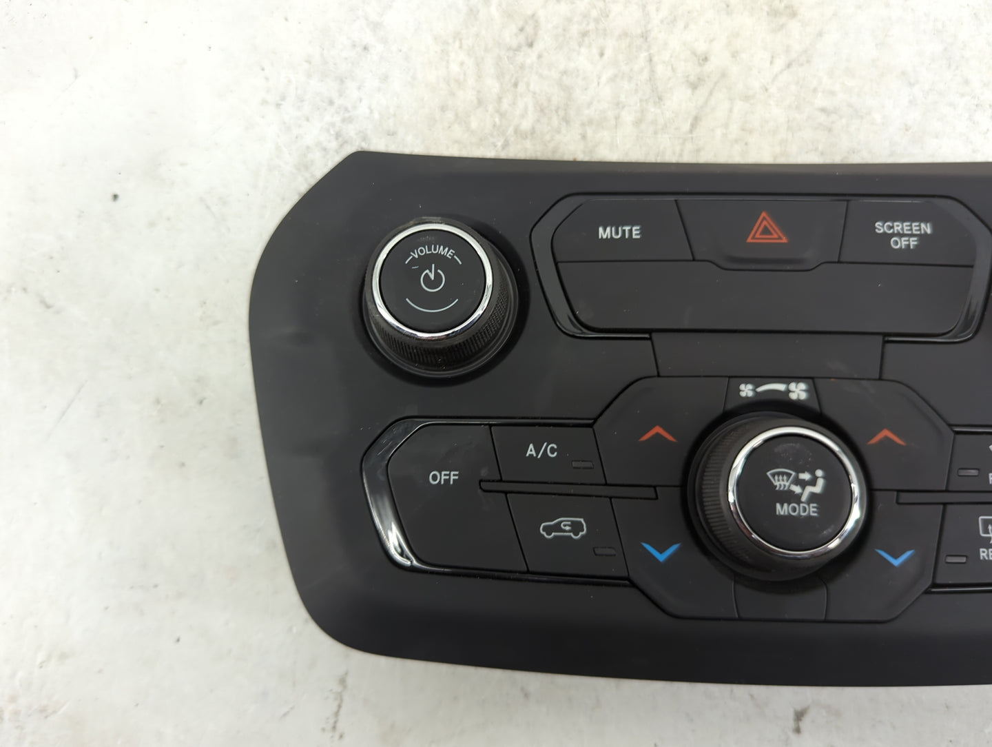 2018-2020 Jeep Renegade Climate Control Module Temperature AC/Heater Replacement P/N:07356941380 4000244D Fits Fits 2018 201