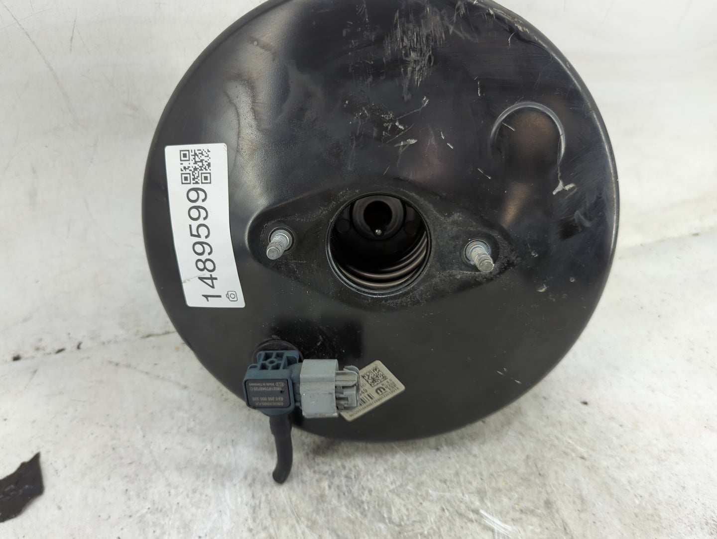2017-2022 Jeep Renegade Power Brake Booster Oem 1489599 - Oemusedautoparts1.com