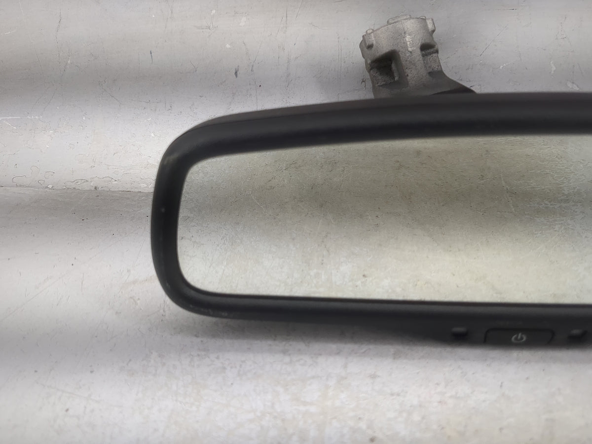 2018 Jeep Renegade Interior Rear View Mirror Replacement OEM P/N:E11 038303 Fits OEM Used Auto Parts - Oemusedautoparts1.com