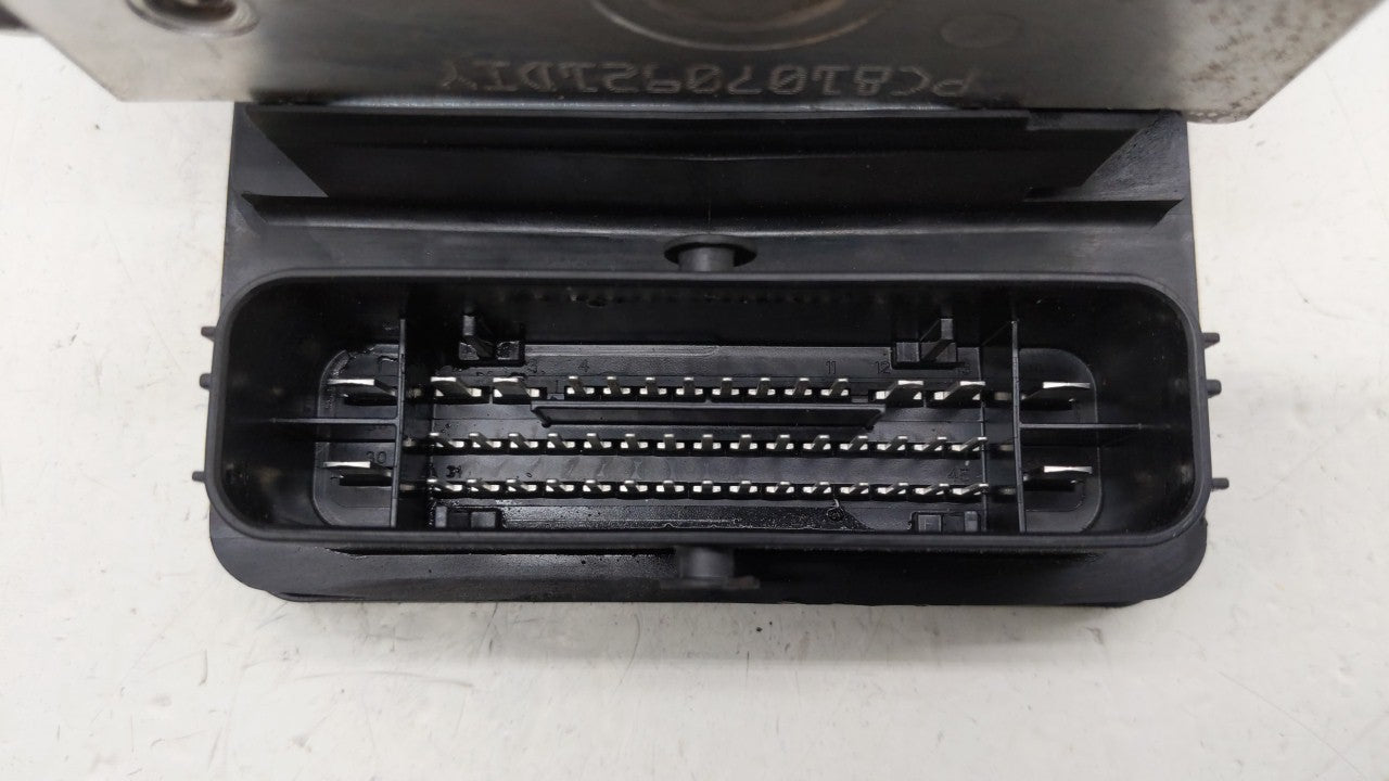 2018 Jeep Renegade ABS Pump Control Module Replacement P/N:52080677 52137661 Fits OEM Used Auto Parts - Oemusedautoparts1.co