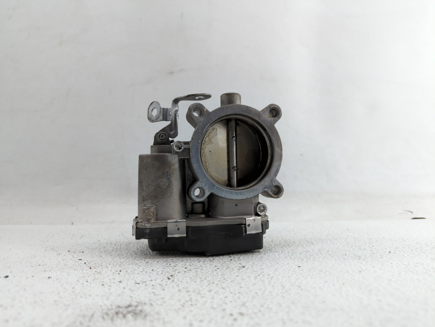 2015-2018 Jeep Renegade Throttle Body P/N:04891970AC 04891970AB Fits Fits 2014 2015 2016 2017 2018 OEM Used Auto Parts - Oem