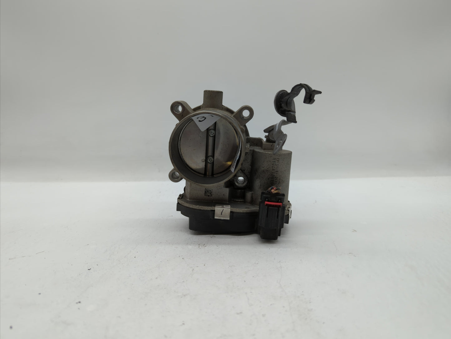 2015-2018 Jeep Renegade Throttle Body P/N:04891970AC 04891970AB Fits Fits 2014 2015 2016 2017 2018 OEM Used Auto Parts - Oem