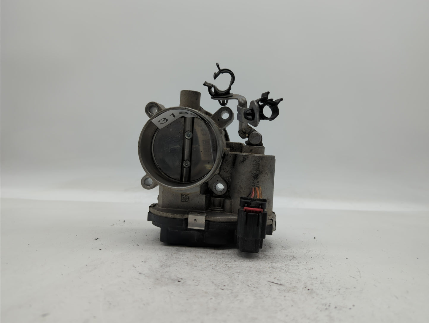 2015-2018 Jeep Renegade Throttle Body P/N:04891970AC 04891970AB Fits Fits 2014 2015 2016 2017 2018 OEM Used Auto Parts - Oem
