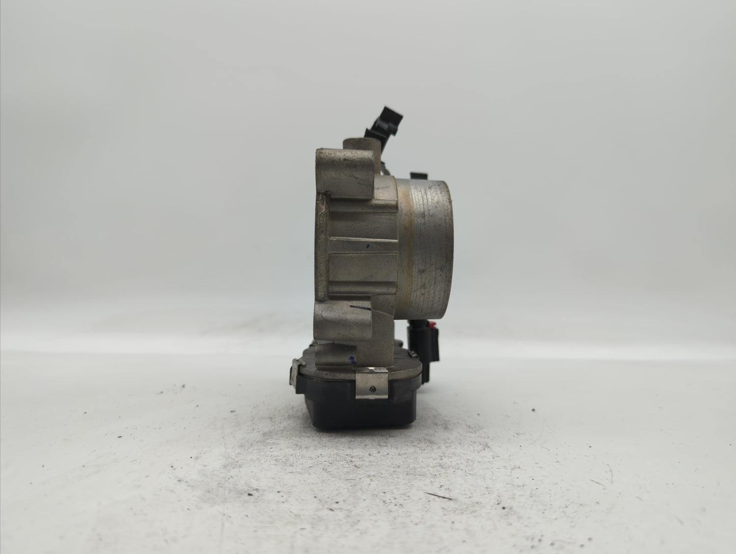 2015-2018 Jeep Renegade Throttle Body P/N:04891970AC 04891970AB Fits Fits 2014 2015 2016 2017 2018 OEM Used Auto Parts - Oem