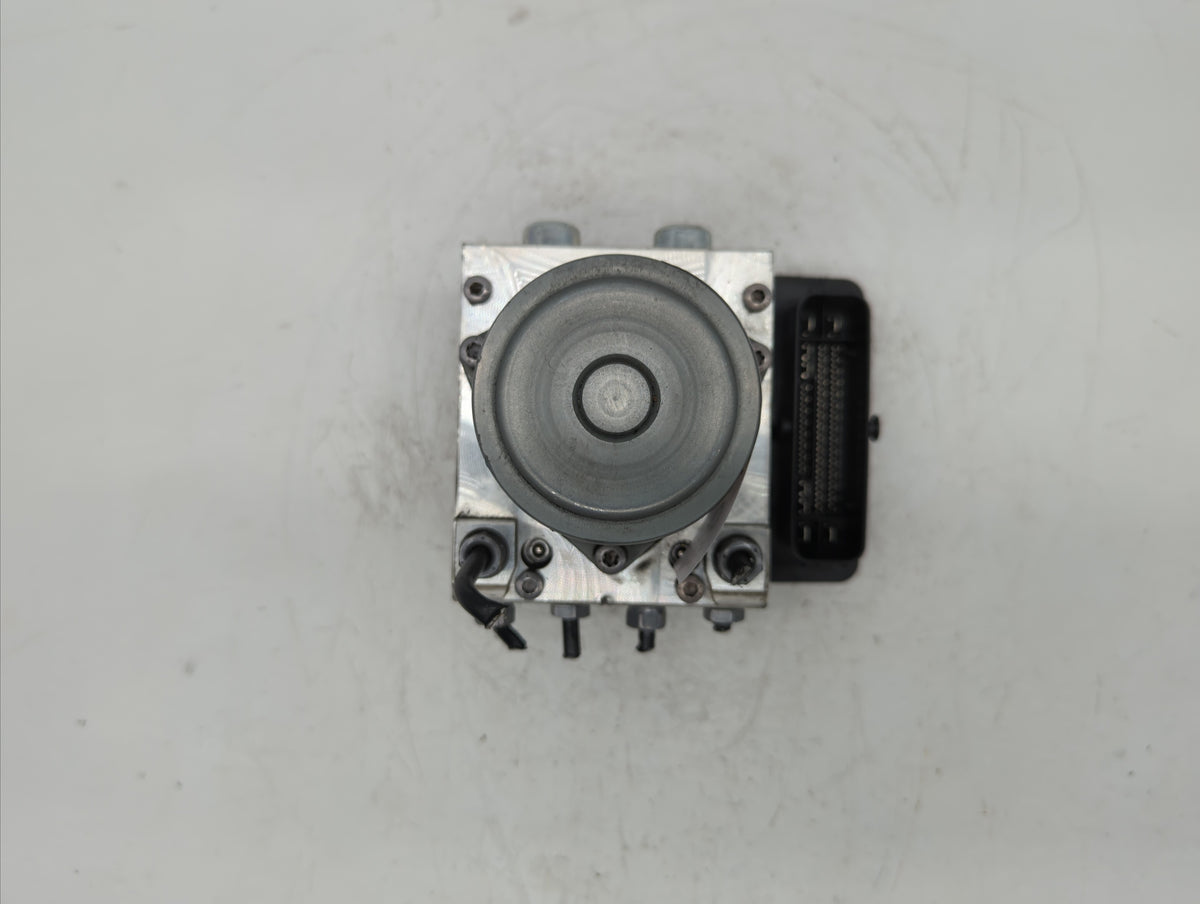 2018-2019 Jeep Renegade Anti-Lock Brake ABS Pump Module Actuator OEM P/N:52080677 52137661 Fits Fits 2018 2019 OEM Used Auto