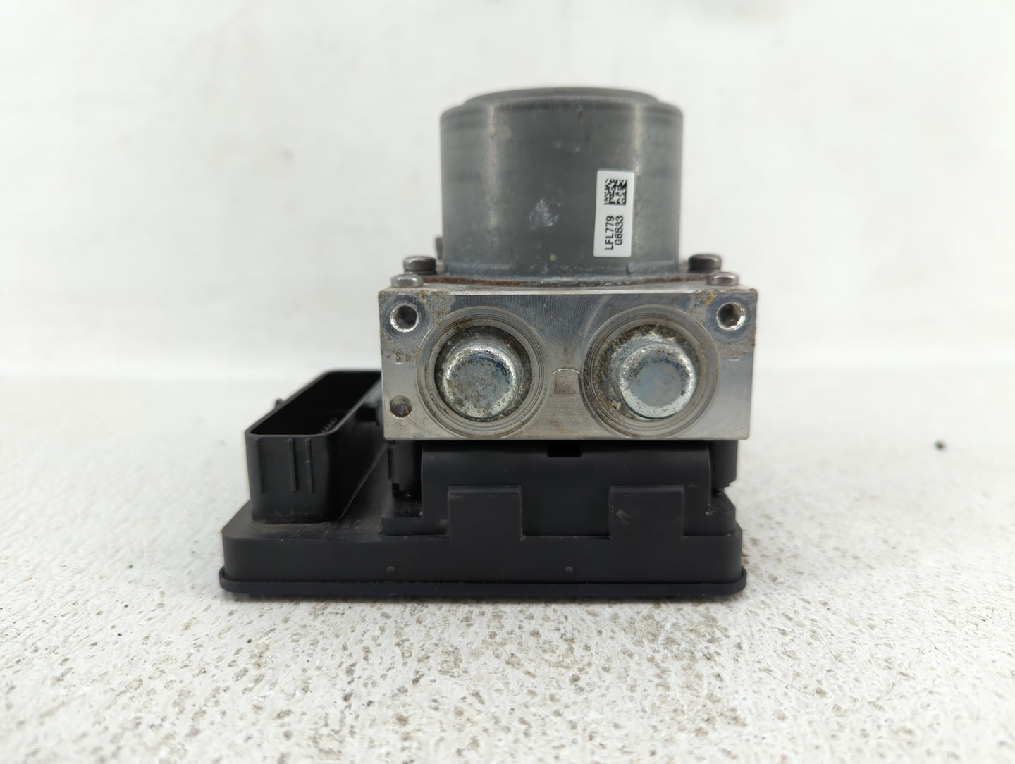 2018 Jeep Renegade ABS Pump Control Module Replacement P/N:52080677 52137661 Fits OEM Used Auto Parts - Oemusedautoparts1.co