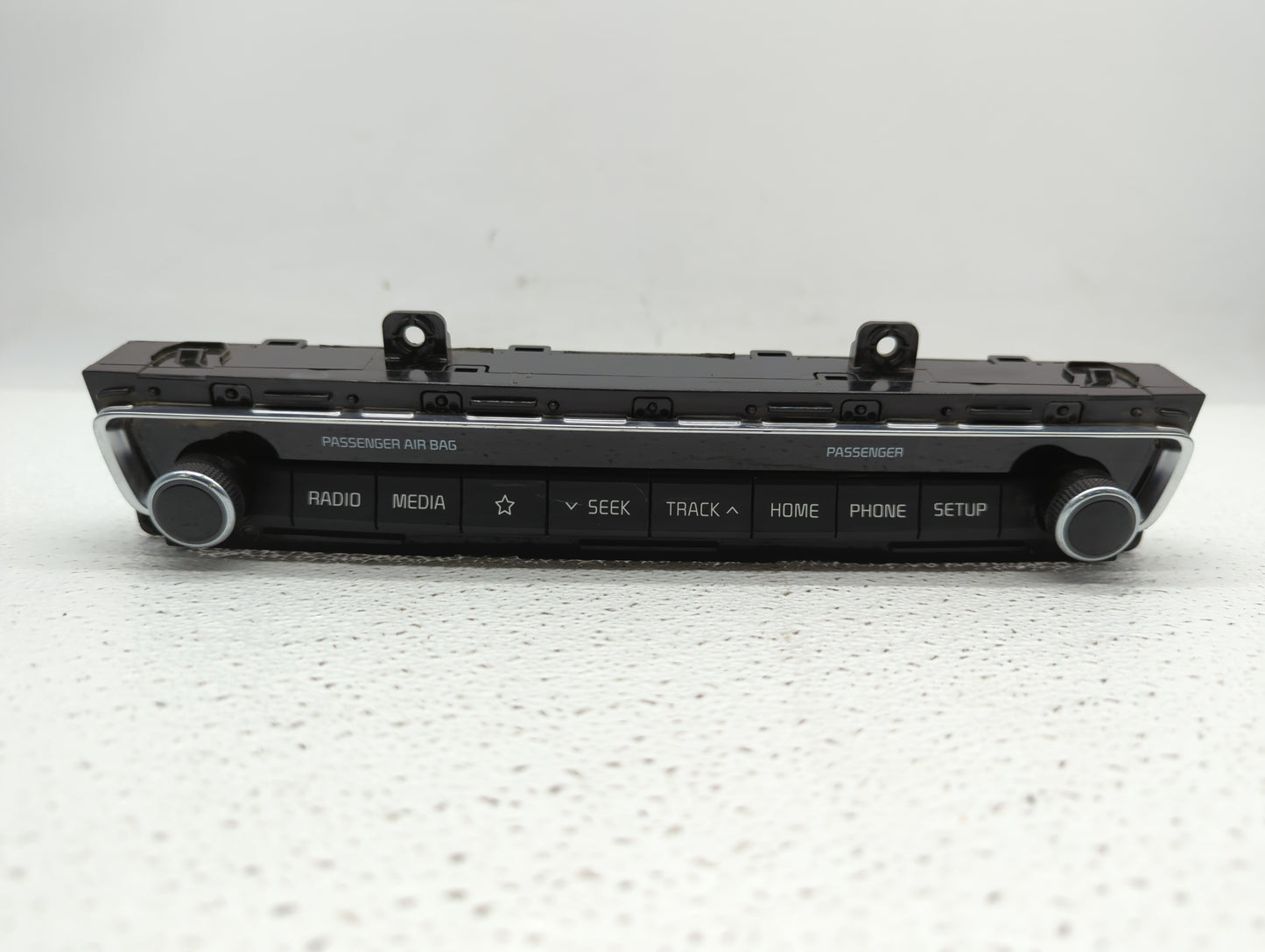 2018 Jeep Renegade Radio AM FM Cd Player Receiver Replacement P/N:96540A8180 4000244D, 07356941380 Fits Fits 2017 2019 OEM U