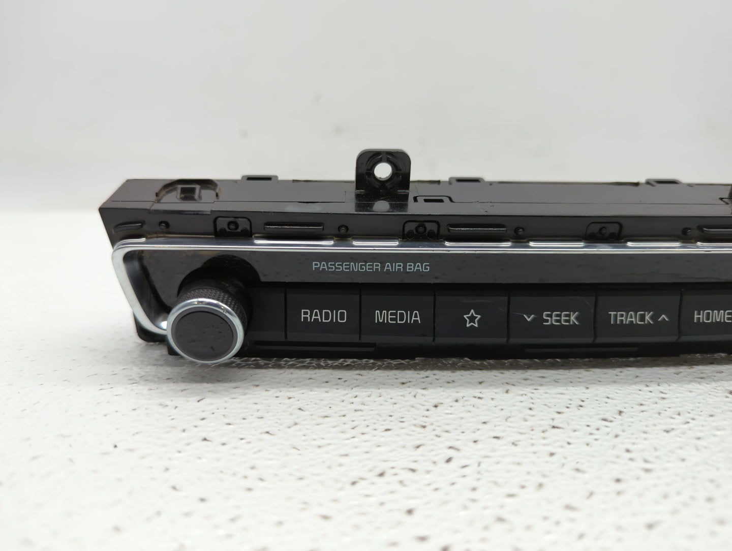 2018 Jeep Renegade Radio AM FM Cd Player Receiver Replacement P/N:96540A8180 4000244D, 07356941380 Fits Fits 2017 2019 OEM U