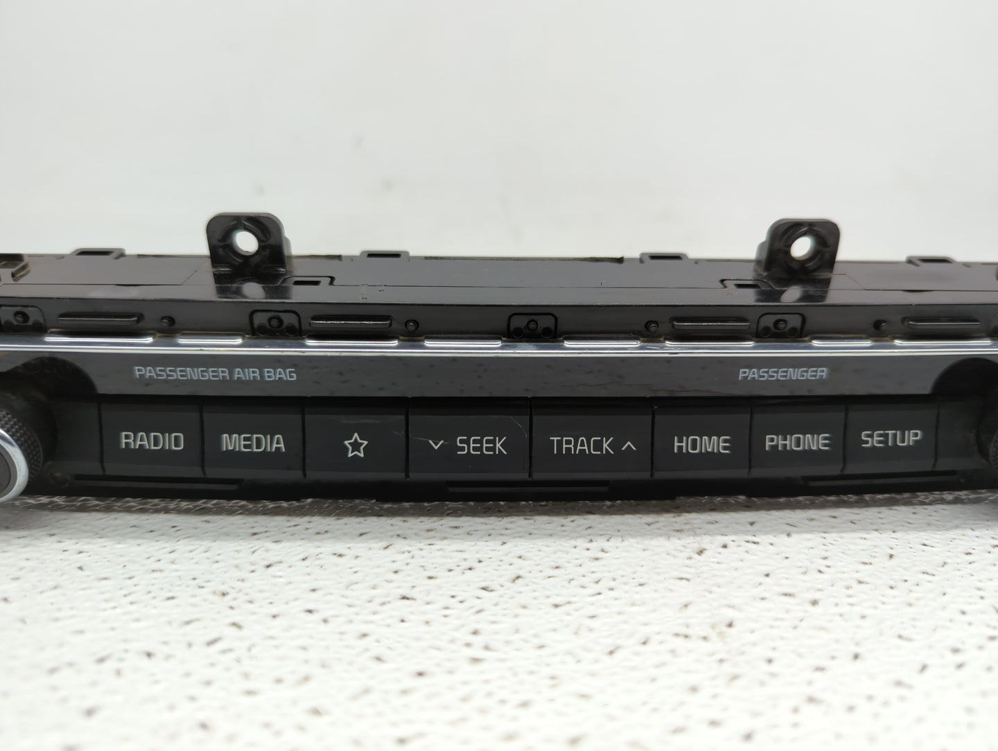 2018 Jeep Renegade Radio AM FM Cd Player Receiver Replacement P/N:96540A8180 4000244D, 07356941380 Fits Fits 2017 2019 OEM U