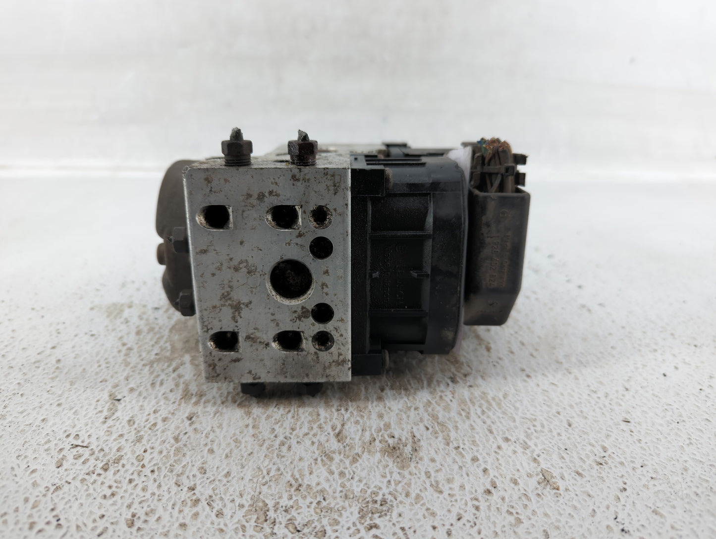 2018-2019 Jeep Renegade ABS Pump Control Module Replacement Fits Fits 2018 2019 OEM Used Auto Parts - Oemusedautoparts1.com
