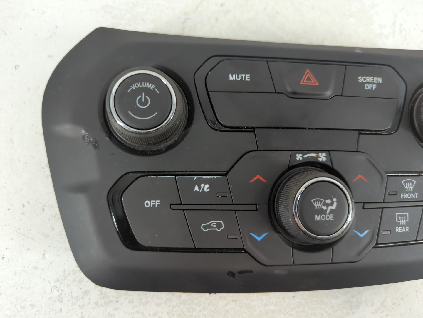 2018-2020 Jeep Renegade Climate Control Module Temperature AC/Heater Replacement P/N:4000244D 07356941380 Fits Fits 2018 201