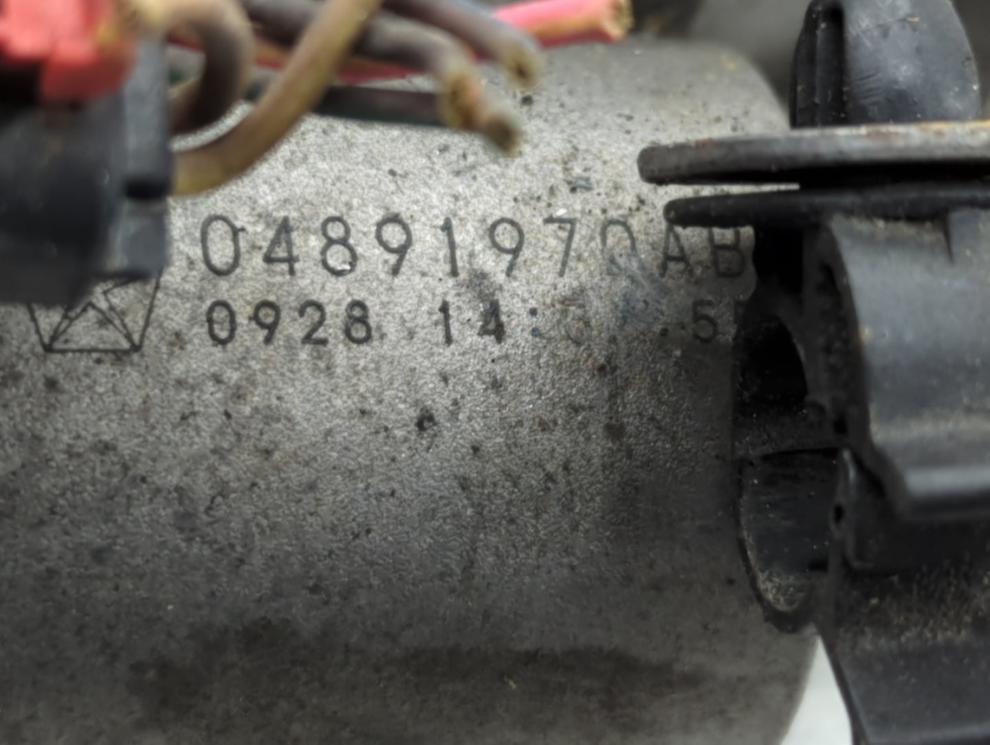 2015-2021 Jeep Renegade Throttle Body P/N:04891970AB Fits Fits 2014 2015 2016 2017 2018 2019 2020 2021 2022 OEM Used Auto Pa