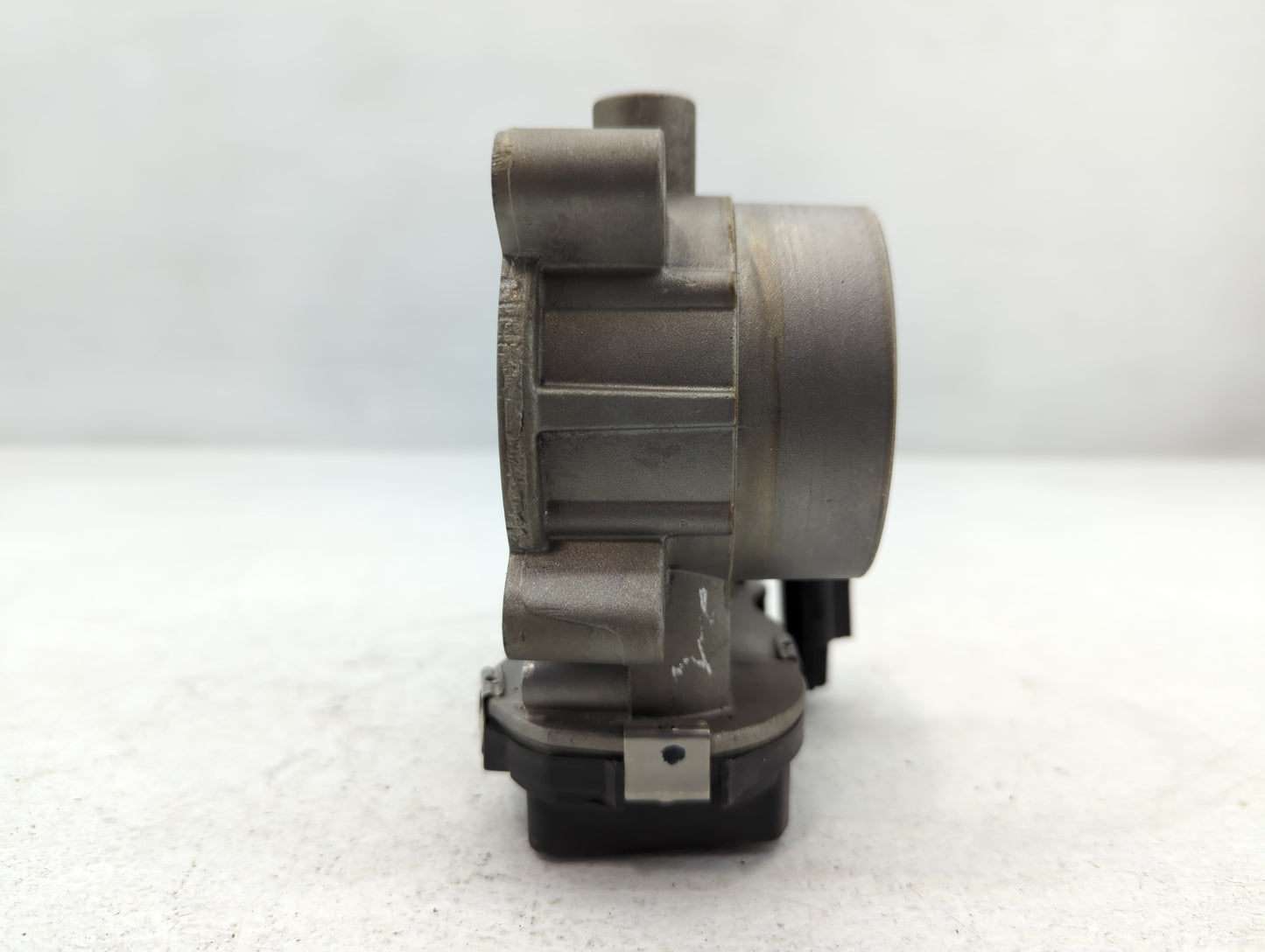 2015-2021 Jeep Renegade Throttle Body P/N:04891970AB Fits Fits 2014 2015 2016 2017 2018 2019 2020 2021 2022 OEM Used Auto Pa