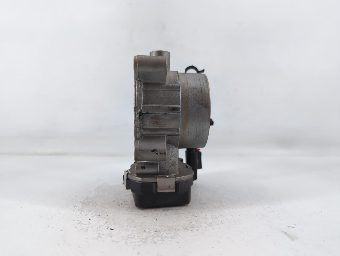 2015-2021 Jeep Renegade Throttle Body P/N:04891970AB Fits Fits 2014 2015 2016 2017 2018 2019 2020 2021 2022 OEM Used Auto Pa