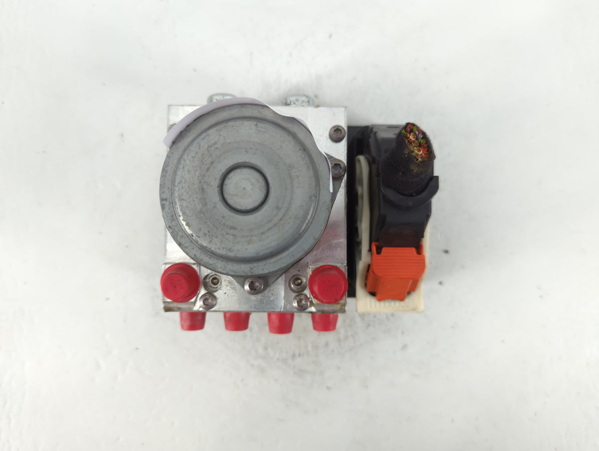 2018-2019 Jeep Renegade Anti-Lock Brake ABS Pump Module Actuator OEM P/N:52080677 Fits Fits 2018 2019 OEM Used Auto Parts - 