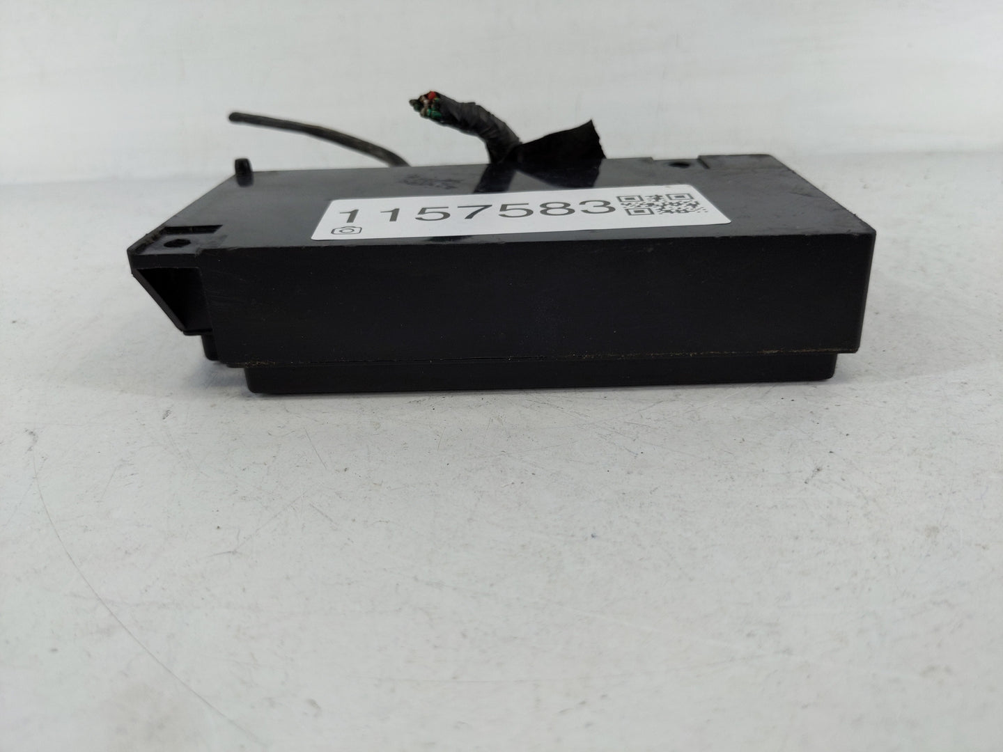 2018-2022 Jeep Wrangler Telematics Control Module 05091960ab - Oemusedautoparts1.com