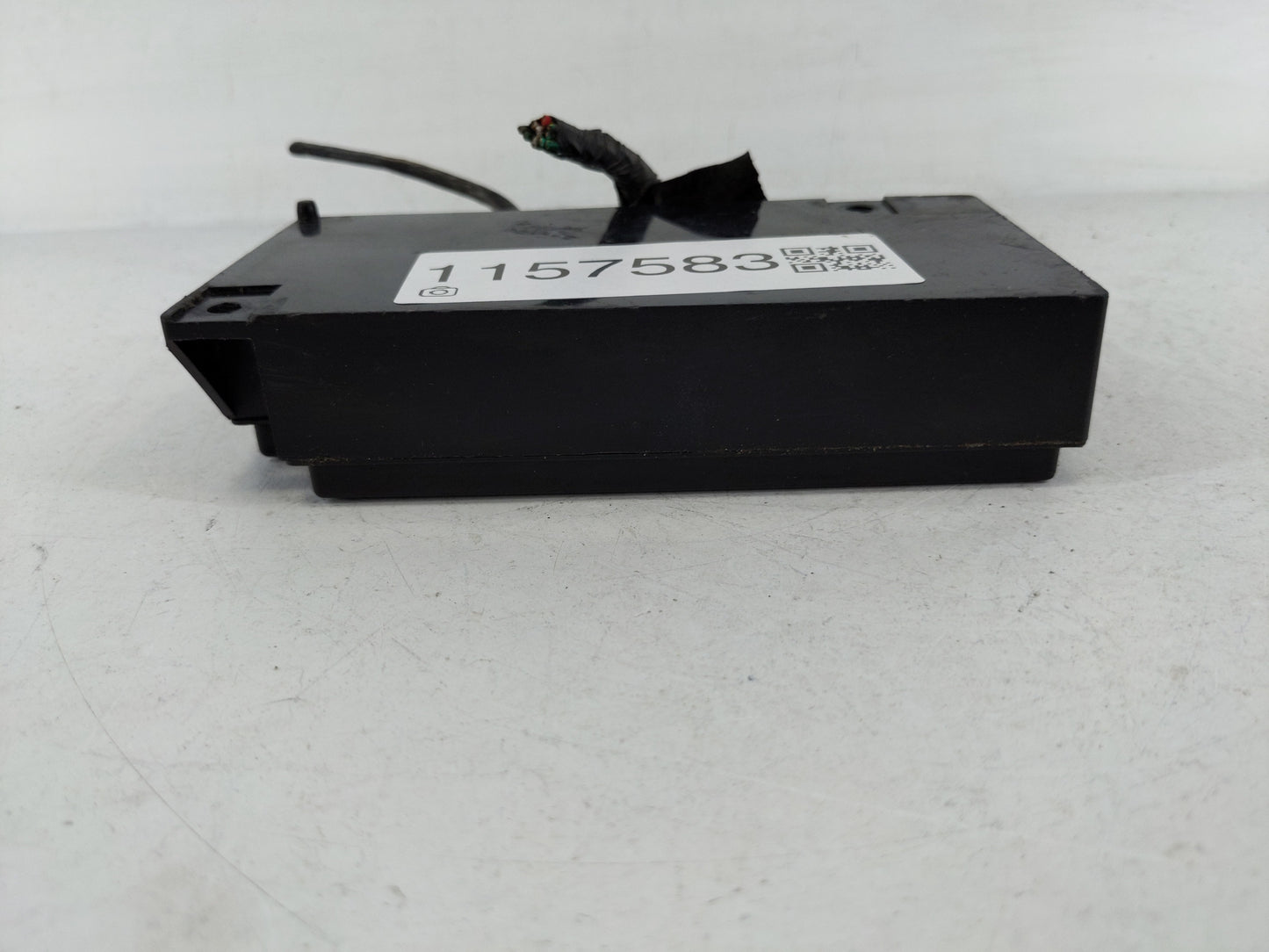 2018-2022 Jeep Wrangler Telematics Control Module 05091960ab - Oemusedautoparts1.com